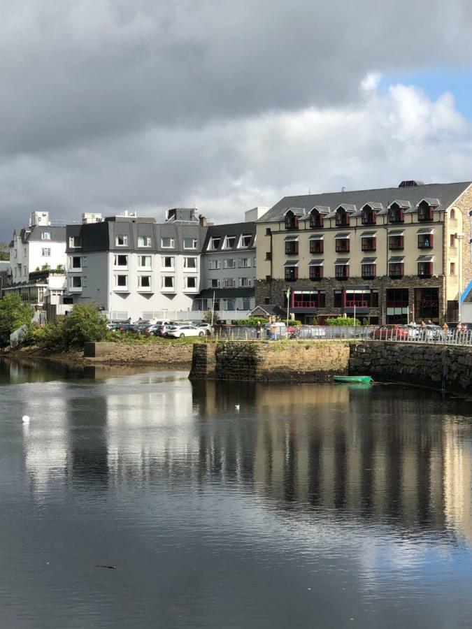New Listing Faye'S Place Donegal Town Exterior foto